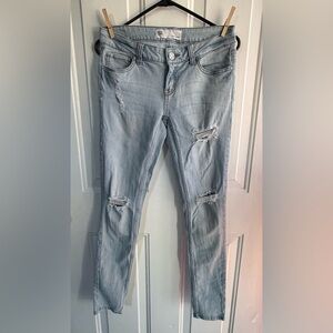 RSQ Ibiza Light Wash Distressed Jeans Women’s Skinny =Size 7= Stretch Denim